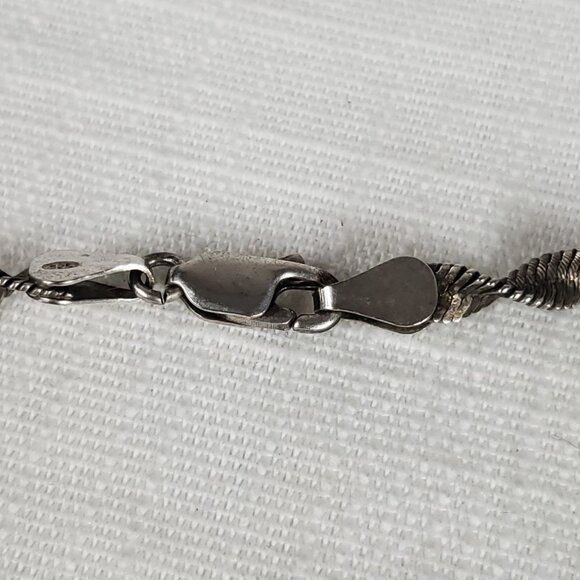 Vintage Sterling Silver 925 Made in Italy Twisted Herringbone Necklace 24in - Picture 7 of 11